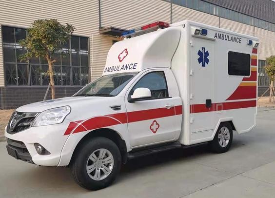 4WD LHD Cummins Engine Emergency Ambulance Car Vehicle ICU
