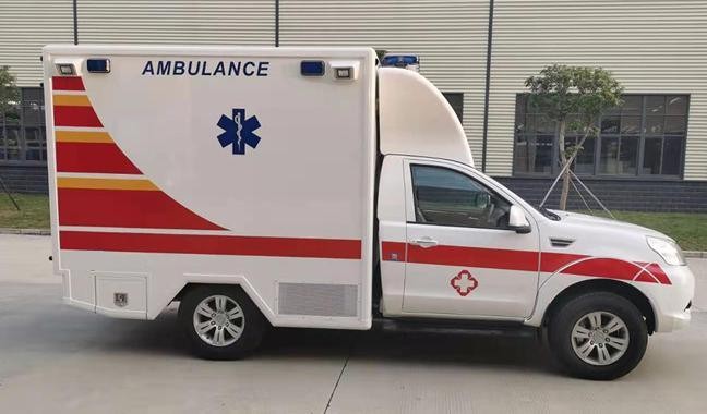 4WD LHD Cummins Engine Emergency Ambulance Car Vehicle ICU