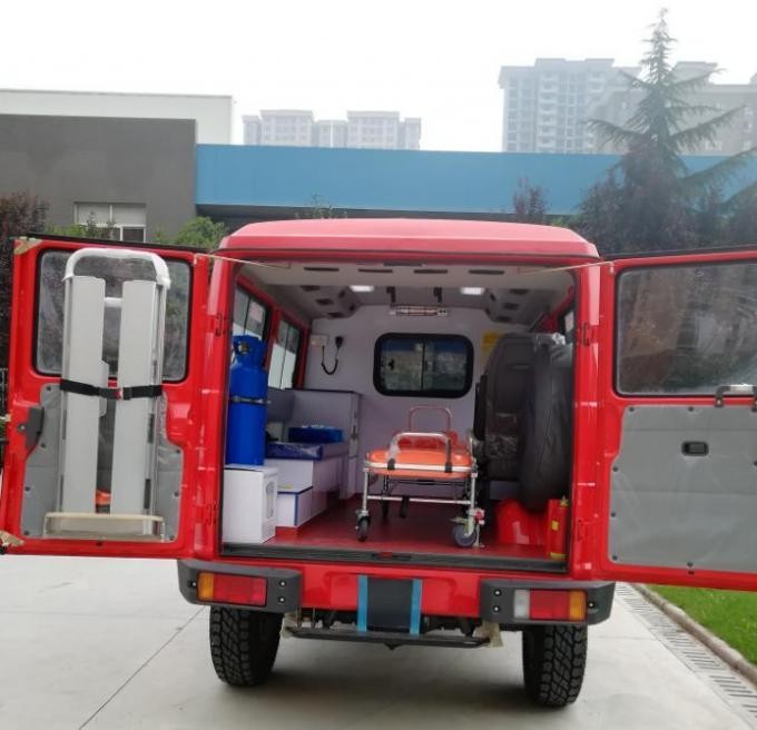 4WD LHD Diesel Engine Available Hospital Ambulance Vehicle Car