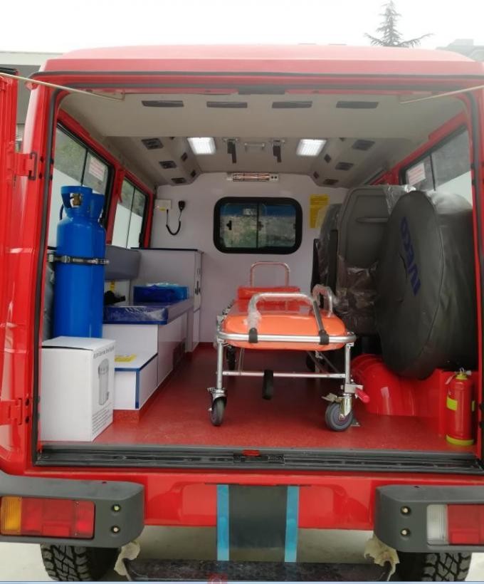 4WD LHD Diesel Engine Available Hospital Ambulance Vehicle Car