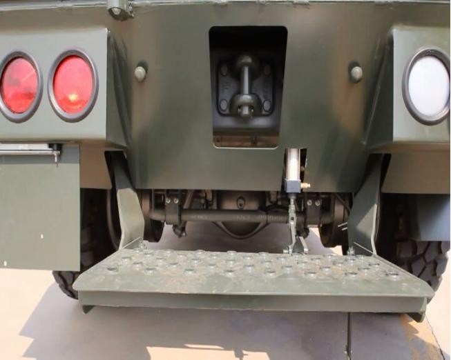 Heavy Duty Military Bullet Proof Car Mtv Munition Transport Carrier Vehicle