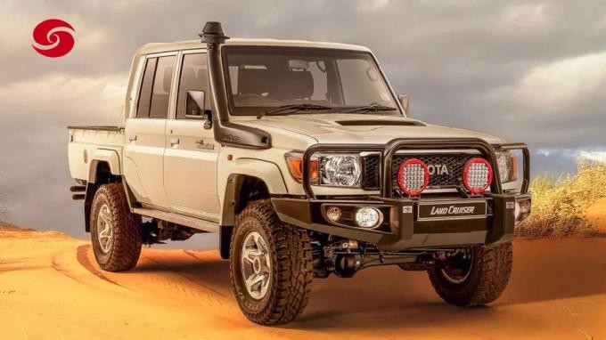 Armoured Car/ Armoured Vehicles/ Military Vehicle/ Bulletproof Pickup